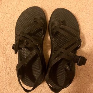 Chacos black